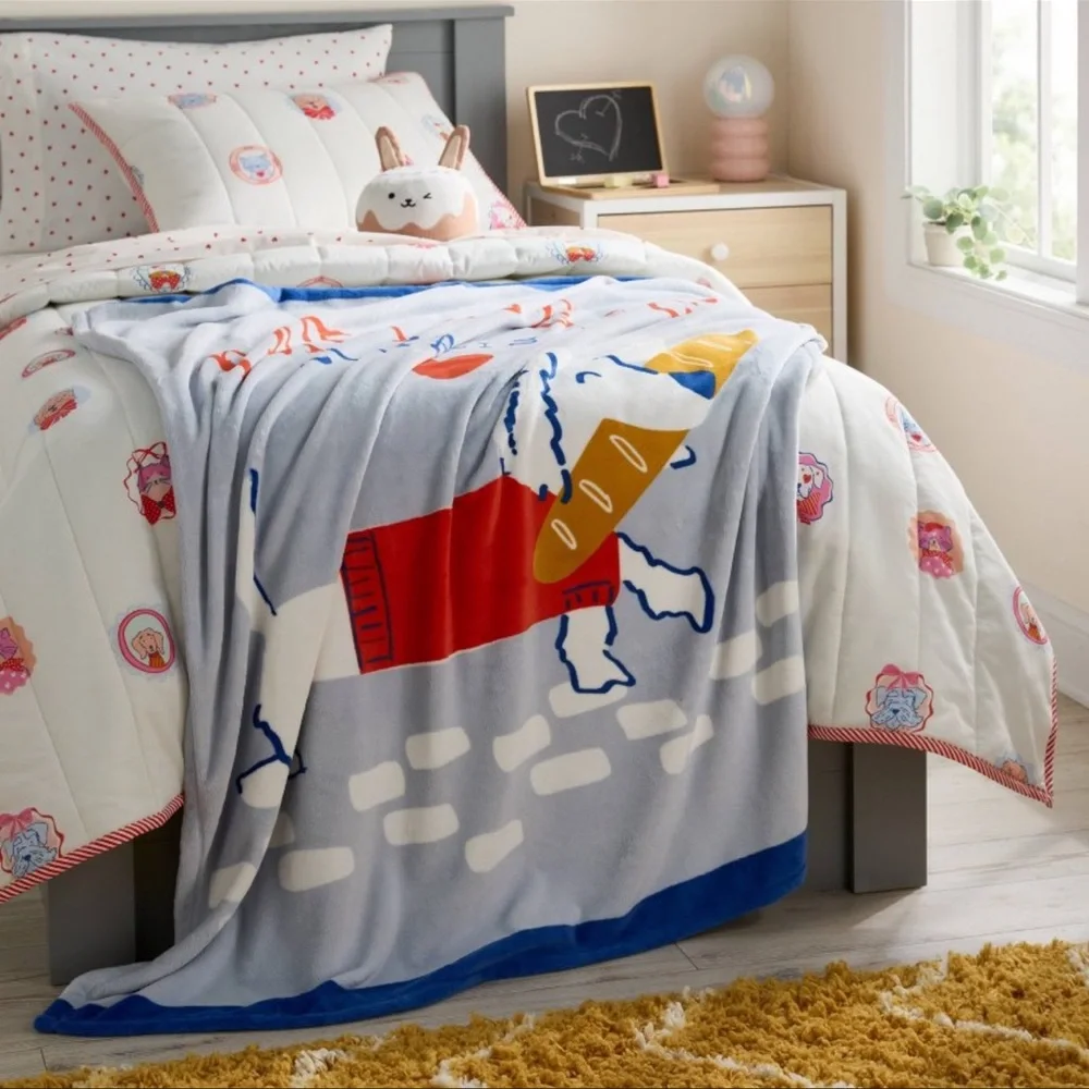 Blue Throw Blanket with Dog Design